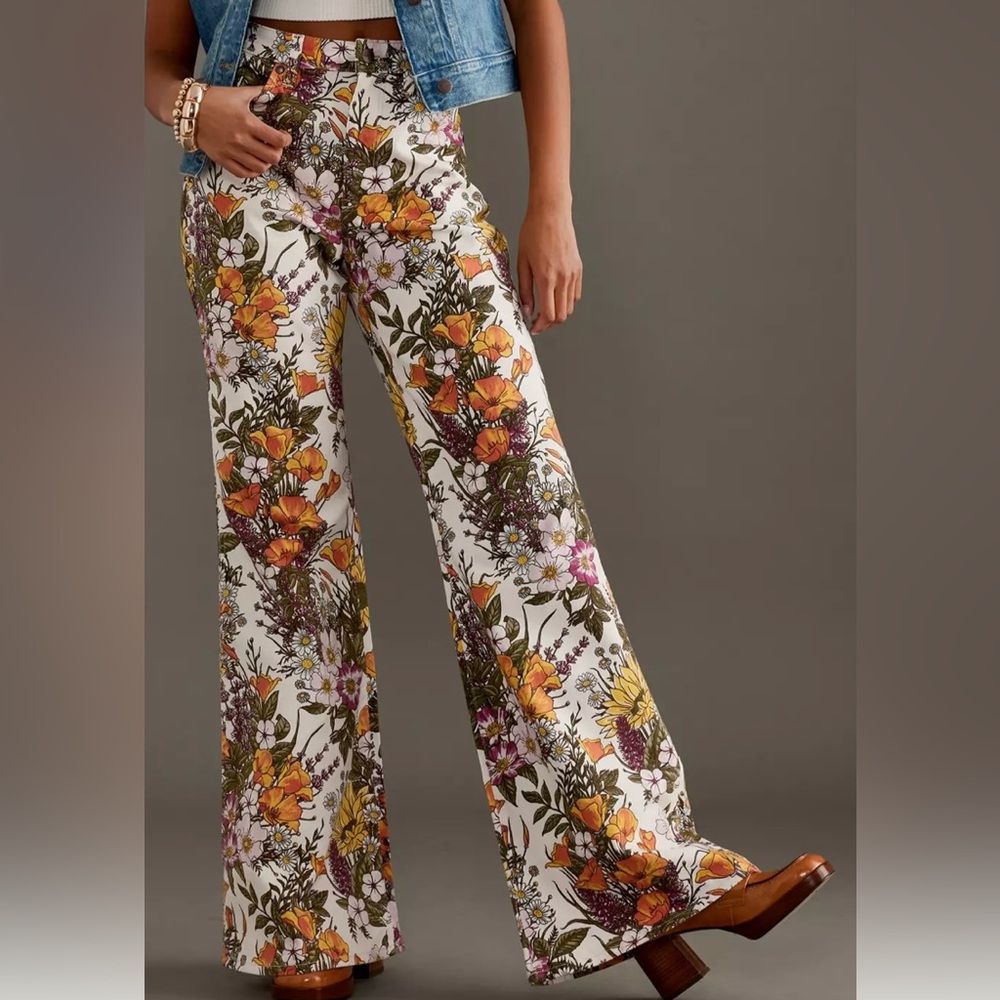 Wrangler Wanderer Floral Flare Jeans